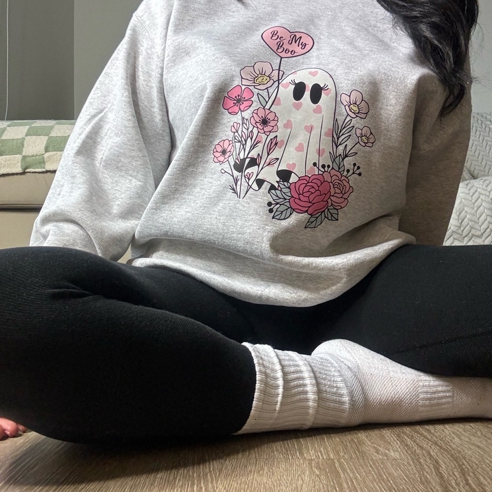 Crewneck sweater - Picture 10 of 11